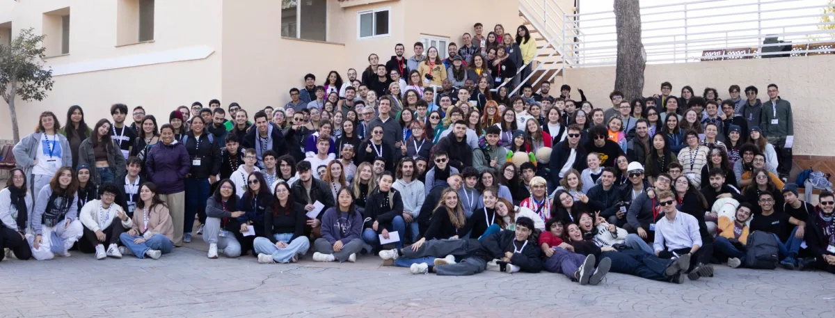 Foto de grupo de las personas del Consejo de Estudiantes de la UPV